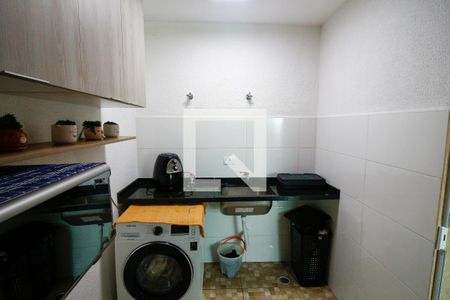 Casa de condomínio à venda com 115m², 2 quartos e 2 vagas Casa de condomínio à venda com 115m², 2 quartos e 2 vagasLavanderia