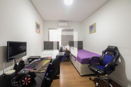 Suíte 1 de casa à venda com 3 quartos, 240m² em Vila Carrao, São Paulo