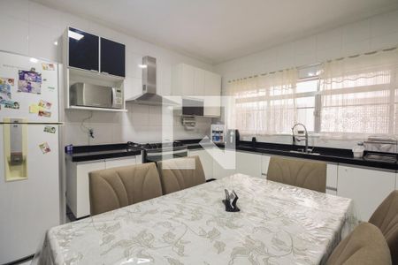Casa à venda com 240m², 3 quartos e 3 vagas Casa à venda com 240m², 3 quartos e 3 vagasCozinha