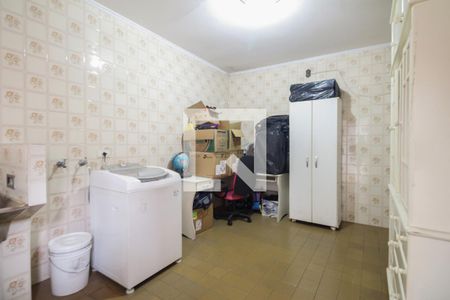 Casa à venda com 240m², 3 quartos e 3 vagas Casa à venda com 240m², 3 quartos e 3 vagasÁrea de serviço