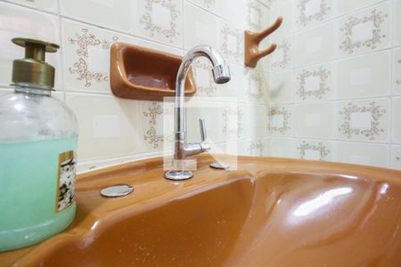 Casa à venda com 240m², 3 quartos e 3 vagas Casa à venda com 240m², 3 quartos e 3 vagasBanheiro Suíte 2