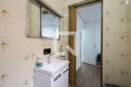 Casa à venda com 240m², 3 quartos e 3 vagas Casa à venda com 240m², 3 quartos e 3 vagasBanheiro Suíte 1