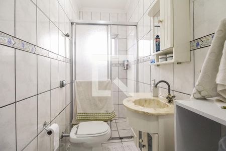 Casa à venda com 240m², 3 quartos e 3 vagas Casa à venda com 240m², 3 quartos e 3 vagasBanheiro Suíte 3