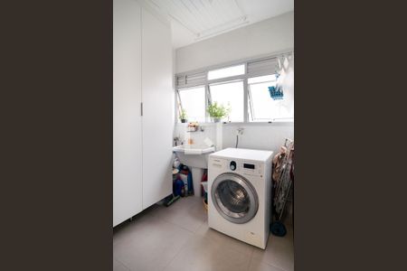 Apartamento à venda com 70m², 3 quartos e 1 vagaÁrea de Serviço