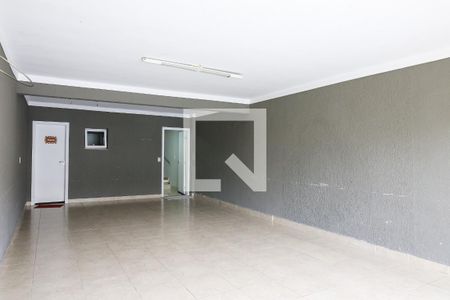 Casa à venda com 262m², 3 quartos e 4 vagasGaragem