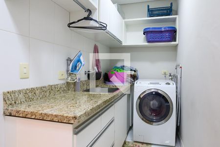 Casa à venda com 262m², 3 quartos e 4 vagasLavanderia