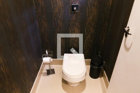 Casa à venda com 262m², 3 quartos e 4 vagasLavabo