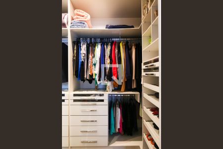 Casa à venda com 262m², 3 quartos e 4 vagasCloset da Suite