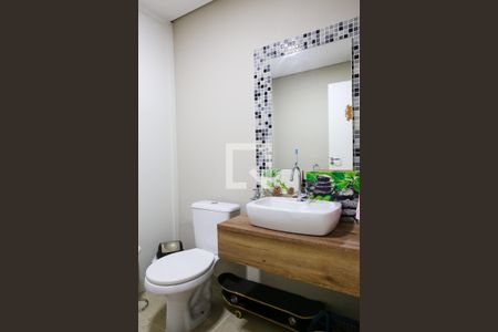 Casa à venda com 262m², 3 quartos e 4 vagasBanheiro da Garagem