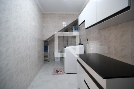 Casa à venda com 170m², 3 quartos e 2 vagasÁrea de Serviço