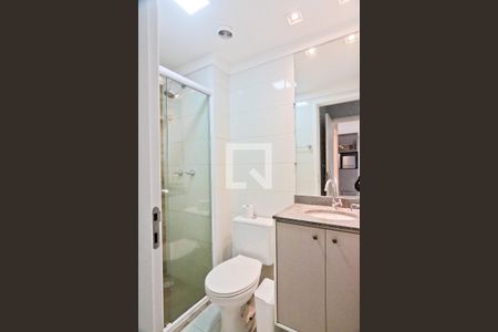 Apartamento à venda com 53m², 2 quartos e 1 vaga Apartamento à venda com 53m², 2 quartos e 1 vagaBanheiro da Suíte