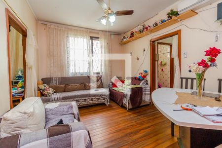 Sala de casa à venda com 4 quartos, 190m² em Partenon, Porto Alegre