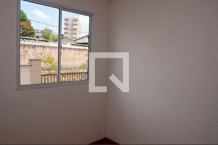 Quarto 2 de apartamento para alugar com 2 quartos, 45m² em Três Barras, Contagem
