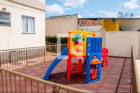 Apartamento para alugar com 45m², 2 quartos e 1 vaga Apartamento para alugar com 45m², 2 quartos e 1 vagaÁrea comum - Playground