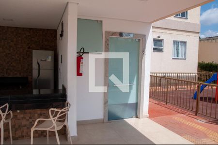 Apartamento para alugar com 45m², 2 quartos e 1 vaga Apartamento para alugar com 45m², 2 quartos e 1 vagaÁrea comum - Churrasqueira