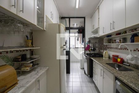 Apartamento à venda com 92m², 3 quartos e 2 vagasCozinha