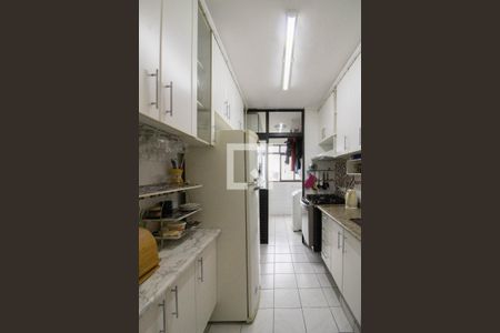 Apartamento à venda com 92m², 3 quartos e 2 vagasCozinha