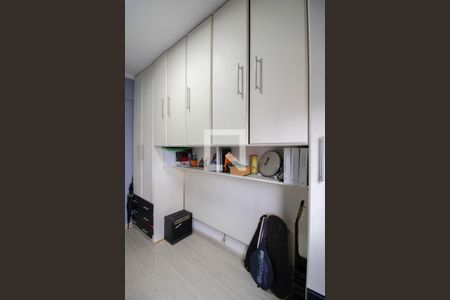 Apartamento à venda com 92m², 3 quartos e 2 vagasQuarto 2