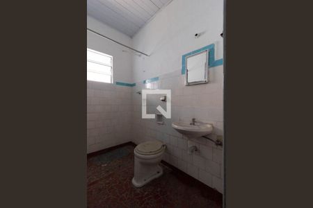 Banheiro de casa de condomínio para alugar com 1 quarto, 60m² em Vila Isolina Mazzei, São Paulo