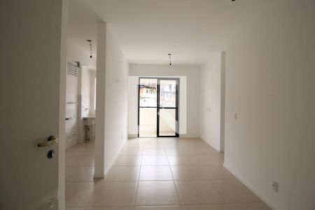 Sala de apartamento à venda com 2 quartos, 56m² em Del Castilho, Rio de Janeiro
