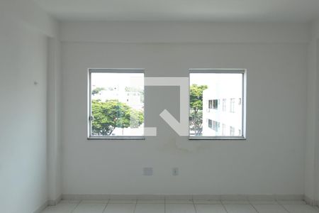 Sala de kitnet/studio para alugar com 1 quarto, 23m² em Dona Clara, Belo Horizonte