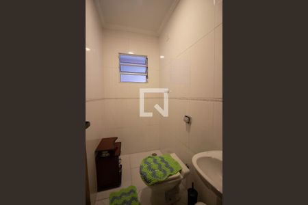 Casa à venda com 140m², 3 quartos e 2 vagasBanheiro 2