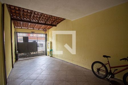 Casa à venda com 140m², 3 quartos e 2 vagasGaragem