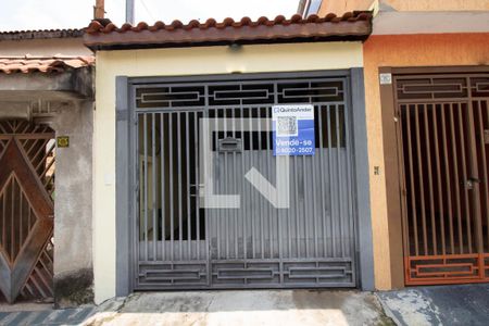 Casa à venda com 140m², 3 quartos e 2 vagasFachada