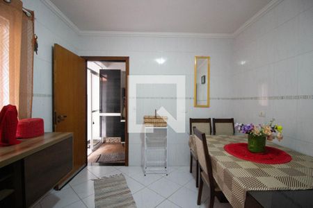 Casa à venda com 140m², 3 quartos e 2 vagasCozinha