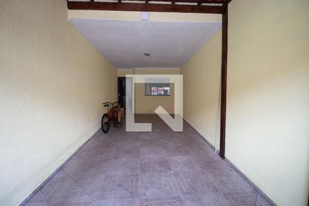 Casa à venda com 140m², 3 quartos e 2 vagasGaragem