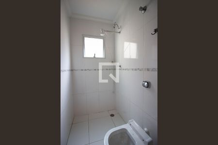 Casa à venda com 140m², 3 quartos e 2 vagasBanheiro 1