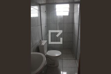 Banheiro de casa de condomínio para alugar com 2 quartos, 55m² em Jardim Quaresmeira, Suzano