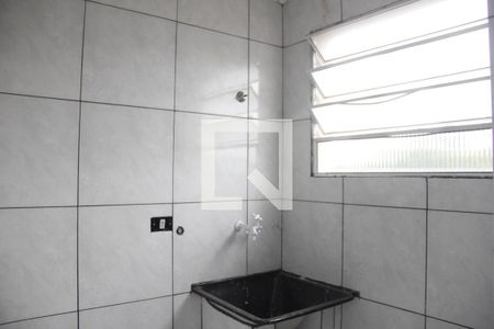 Casa de condomínio para alugar com 55m², 2 quartos e 1 vagaÁrea de Serviço