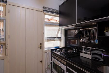 Casa de condomínio à venda com 102m², 3 quartos e 2 vagasCozinha