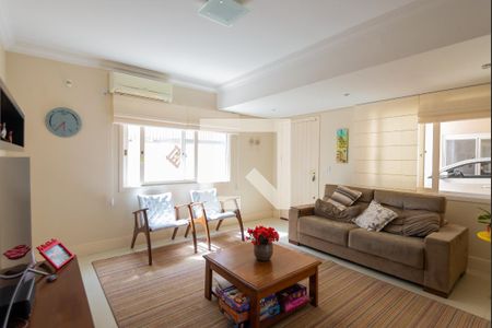 Sala de casa de condomínio à venda com 3 quartos, 102m² em Vila Conceição, Porto Alegre