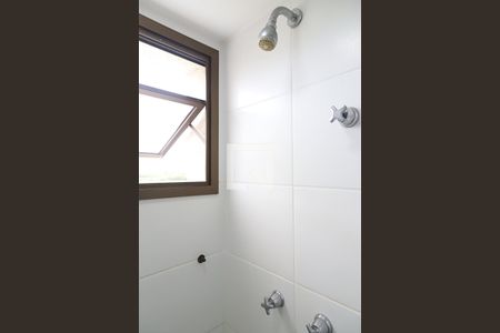 Apartamento para alugar com 105m², 3 quartos e 1 vaga Apartamento para alugar com 105m², 3 quartos e 1 vagaBanheiro da suíte