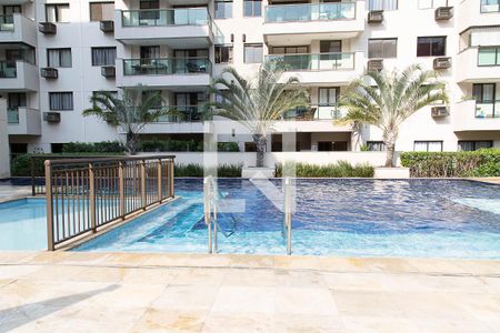 Apartamento para alugar com 105m², 3 quartos e 1 vaga Apartamento para alugar com 105m², 3 quartos e 1 vagaÁrea comum - piscina