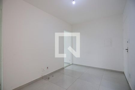 Sala  de apartamento para alugar com 2 quartos, 45m² em Jardim da Glória, Cotia