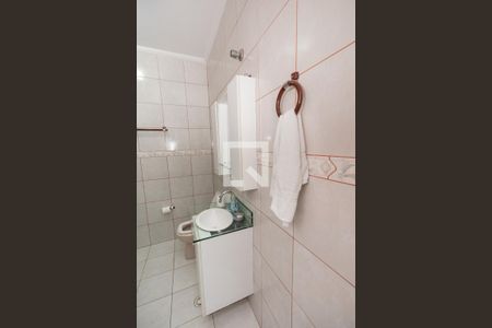 Casa de condomínio para alugar com 102m², 2 quartos e 2 vagasBanheiro