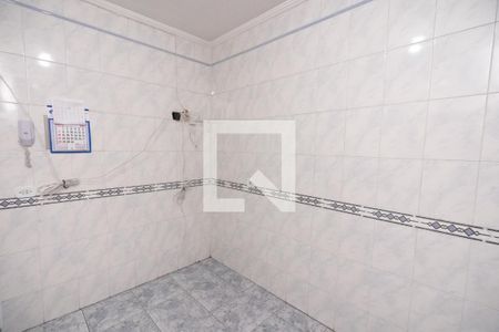 Cozinha de casa de condomínio para alugar com 2 quartos, 102m² em Guaiaúna, São Paulo