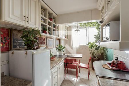 Apartamento à venda com 127m², 3 quartos e 2 vagasCozinha 1