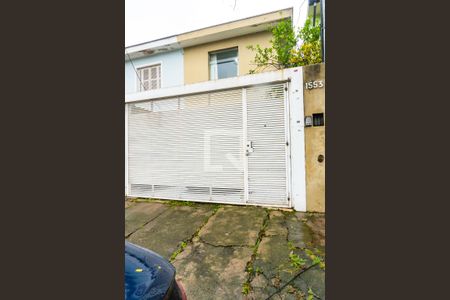 Casa para alugar com 140m², 4 quartos e 1 vagaFachada
