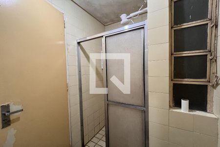 Banheiro de apartamento à venda com 1 quarto, 45m² em Partenon, Porto Alegre