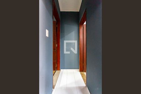Casa para alugar com 143m², 1 quarto e 3 vagas Casa para alugar com 143m², 1 quarto e 3 vagasEscada Sala 4