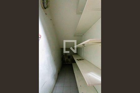 Casa para alugar com 143m², 1 quarto e 3 vagas Casa para alugar com 143m², 1 quarto e 3 vagasDeposito