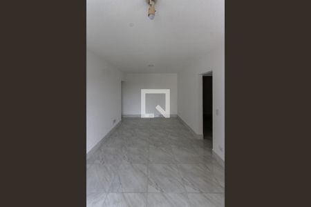 Sala de apartamento para alugar com 2 quartos, 58m² em Vila Ivone, São Paulo