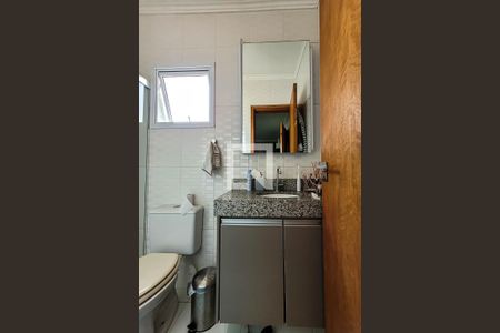 Casa de condomínio à venda com 119m², 3 quartos e 2 vagas Casa de condomínio à venda com 119m², 3 quartos e 2 vagasBanheiro Suíte