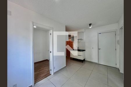 Sala de apartamento para alugar com 2 quartos, 34m² em Santo Amaro, São Paulo