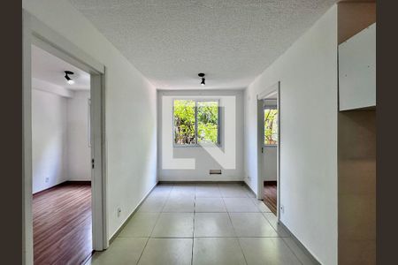 Sala de apartamento para alugar com 2 quartos, 34m² em Santo Amaro, São Paulo