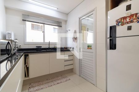 Apartamento à venda com 120m², 2 quartos e 2 vagasCozinha